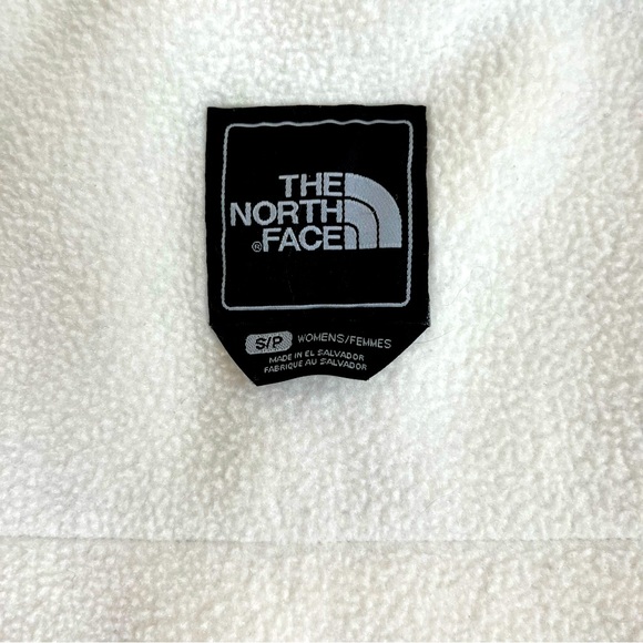The North Face Denali Jacket- size small - Picture 10 of 11